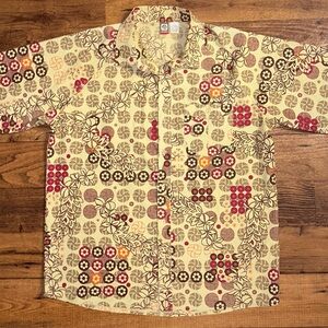 Ocean Pacific (OP)~Men’s Large ~ Floral/Geometric Design ~ Beige/Brown Shirt
